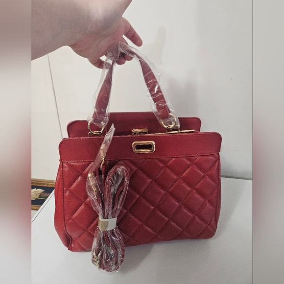 NWT! Badgley Mischka Quilted Red Mini Tote! - Picture 3 of 9